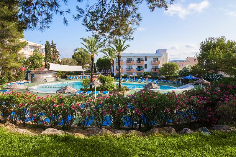 Azuline Hoteles Mar Amantis & II San Antonio  Eksteriør billede